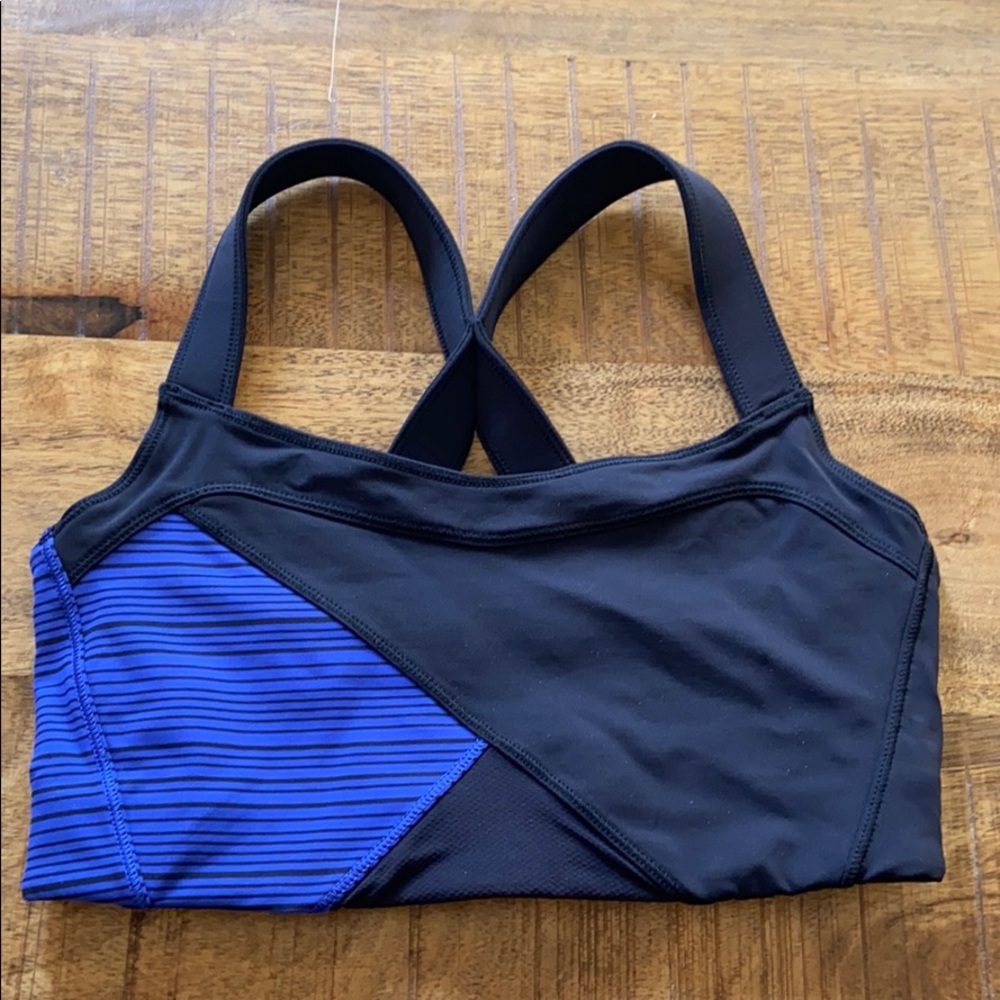 🌻Lululemon Sports Bra - Sz XS🌸